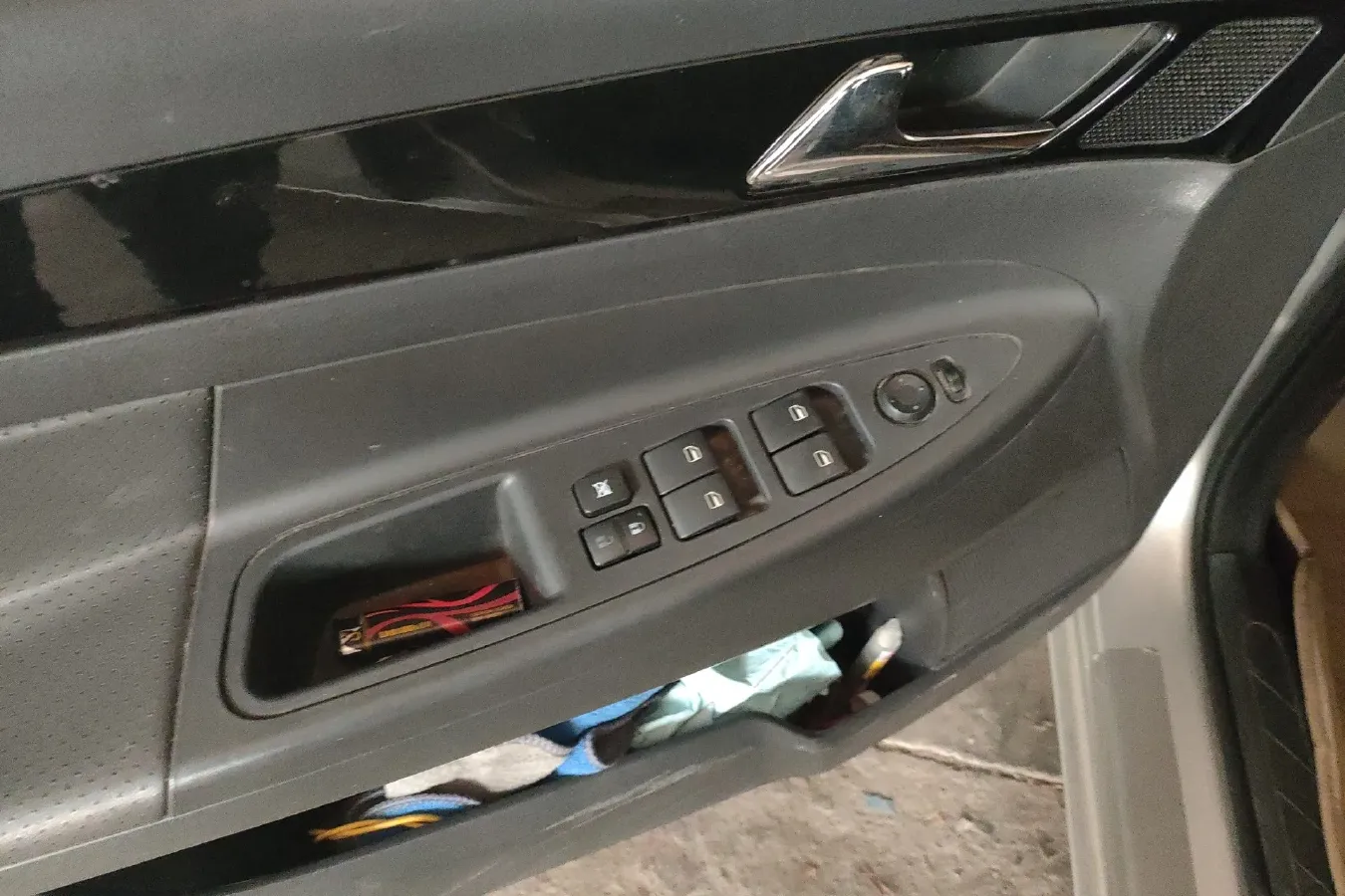 2013 DongFeng Aeolus S30 1.6L 106HP L4 5MT,autocango,china used car exporter,china ev exporter,chinese used car exporter,chinese used ev exporter