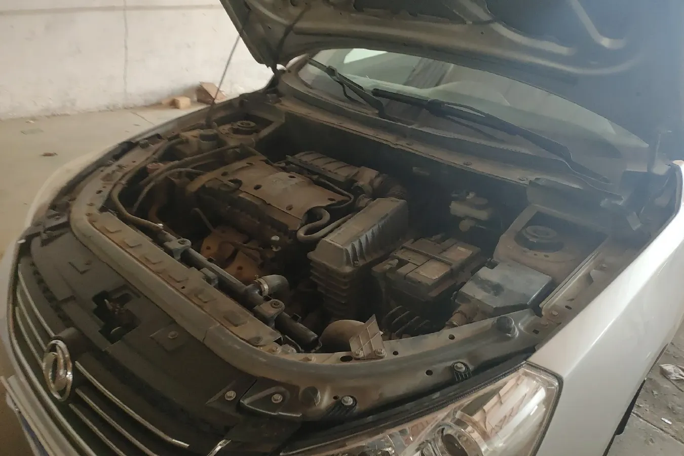 2013 DongFeng Aeolus S30 1.6L 106HP L4 5MT,autocango,china used car exporter,china ev exporter,chinese used car exporter,chinese used ev exporter