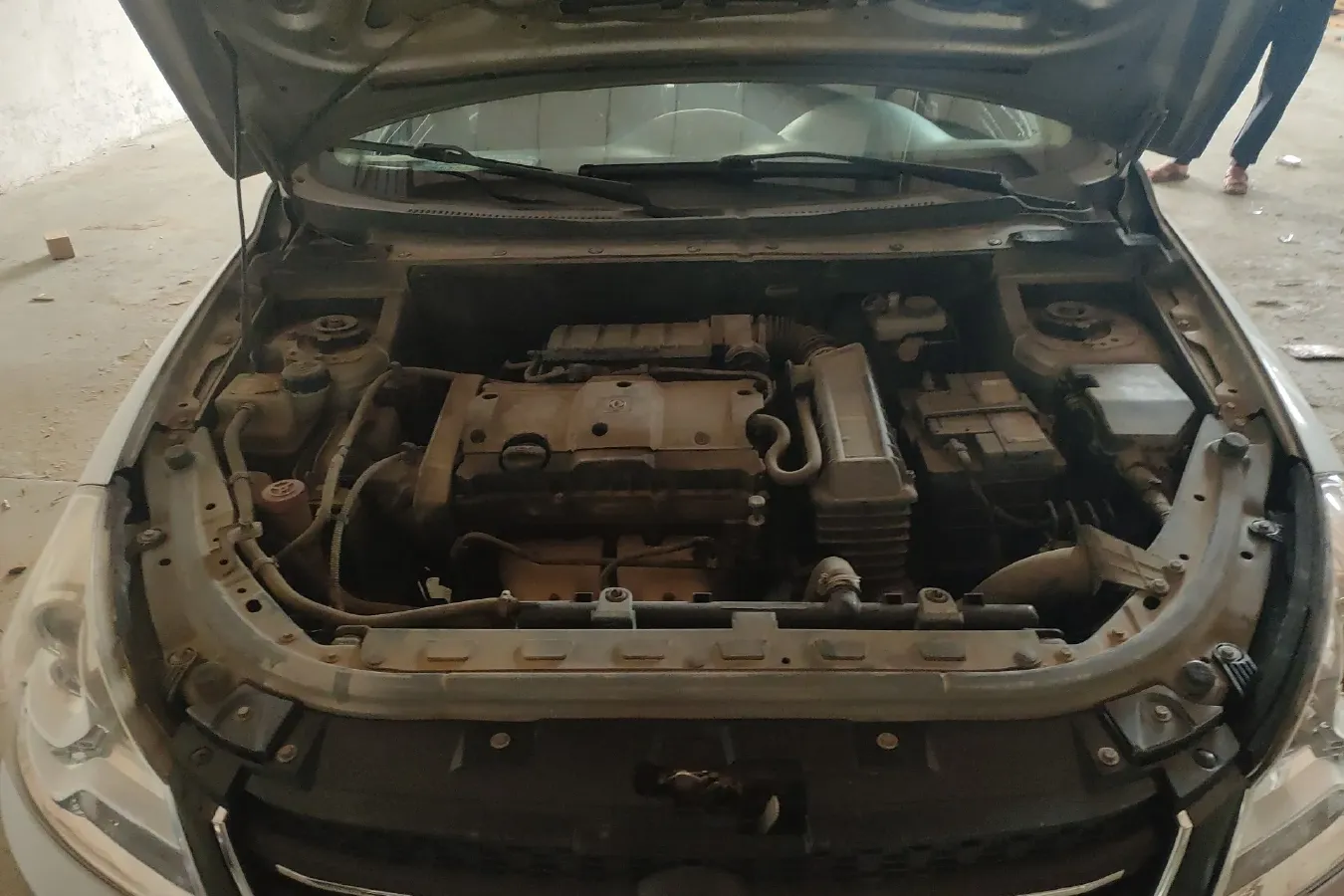 2013 DongFeng Aeolus S30 1.6L 106HP L4 5MT,autocango,china used car exporter,china ev exporter,chinese used car exporter,chinese used ev exporter