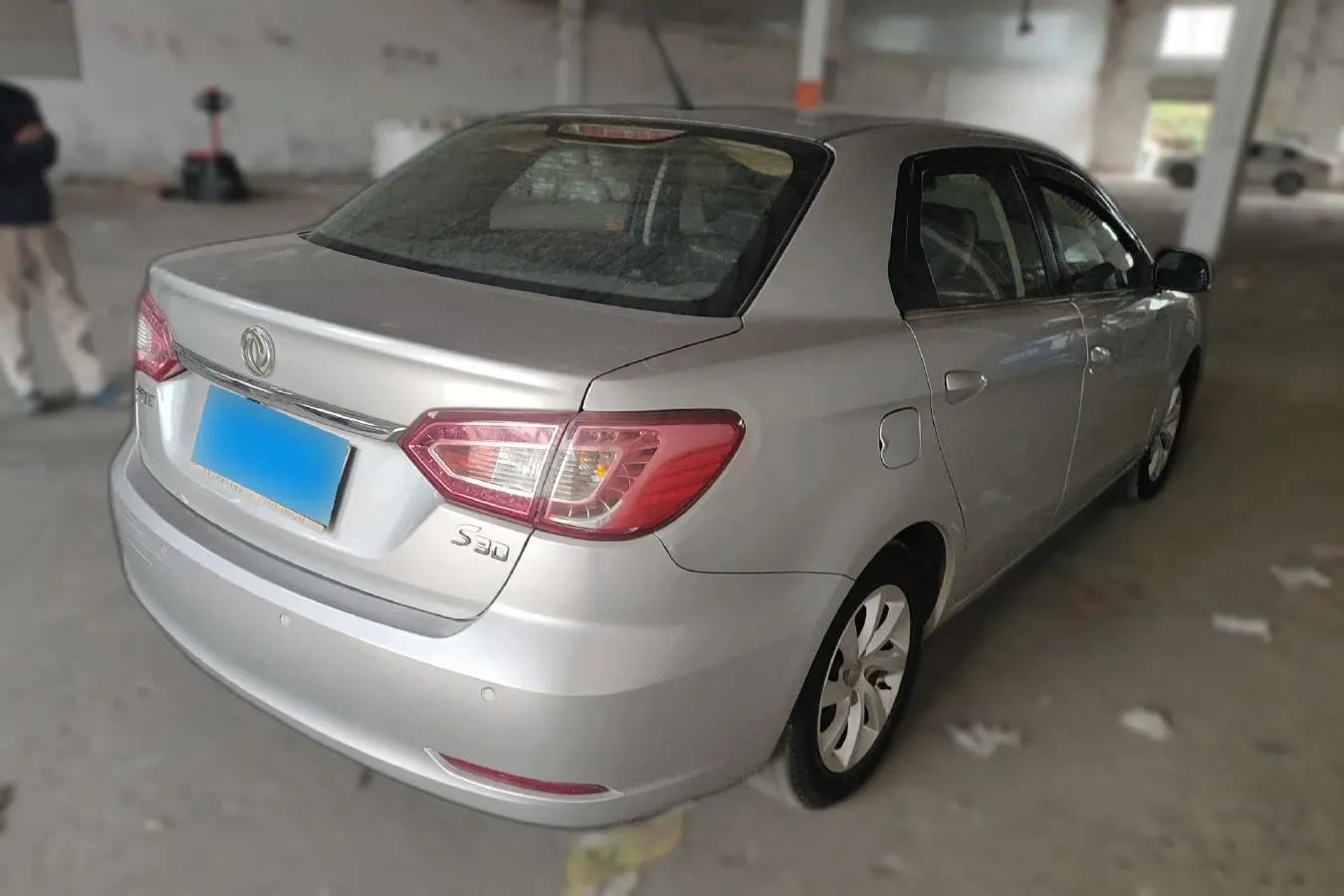 2013 DongFeng Aeolus S30 1.6L 106HP L4 5MT,autocango,china used car exporter,china ev exporter,chinese used car exporter,chinese used ev exporter