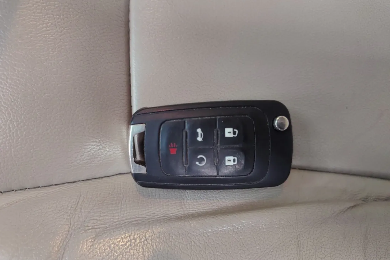 2017 Buick GL8 2.5L 200HP L4 6AT,autocango,china used car exporter,china ev exporter,chinese used car exporter,chinese used ev exporter