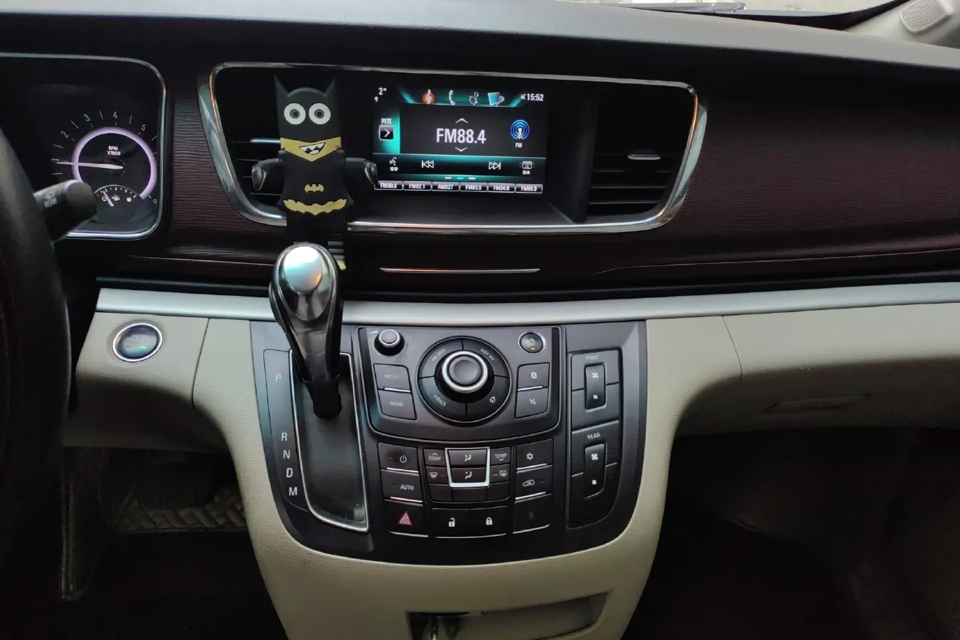 2017 Buick GL8 2.5L 200HP L4 6AT,autocango,china used car exporter,china ev exporter,chinese used car exporter,chinese used ev exporter