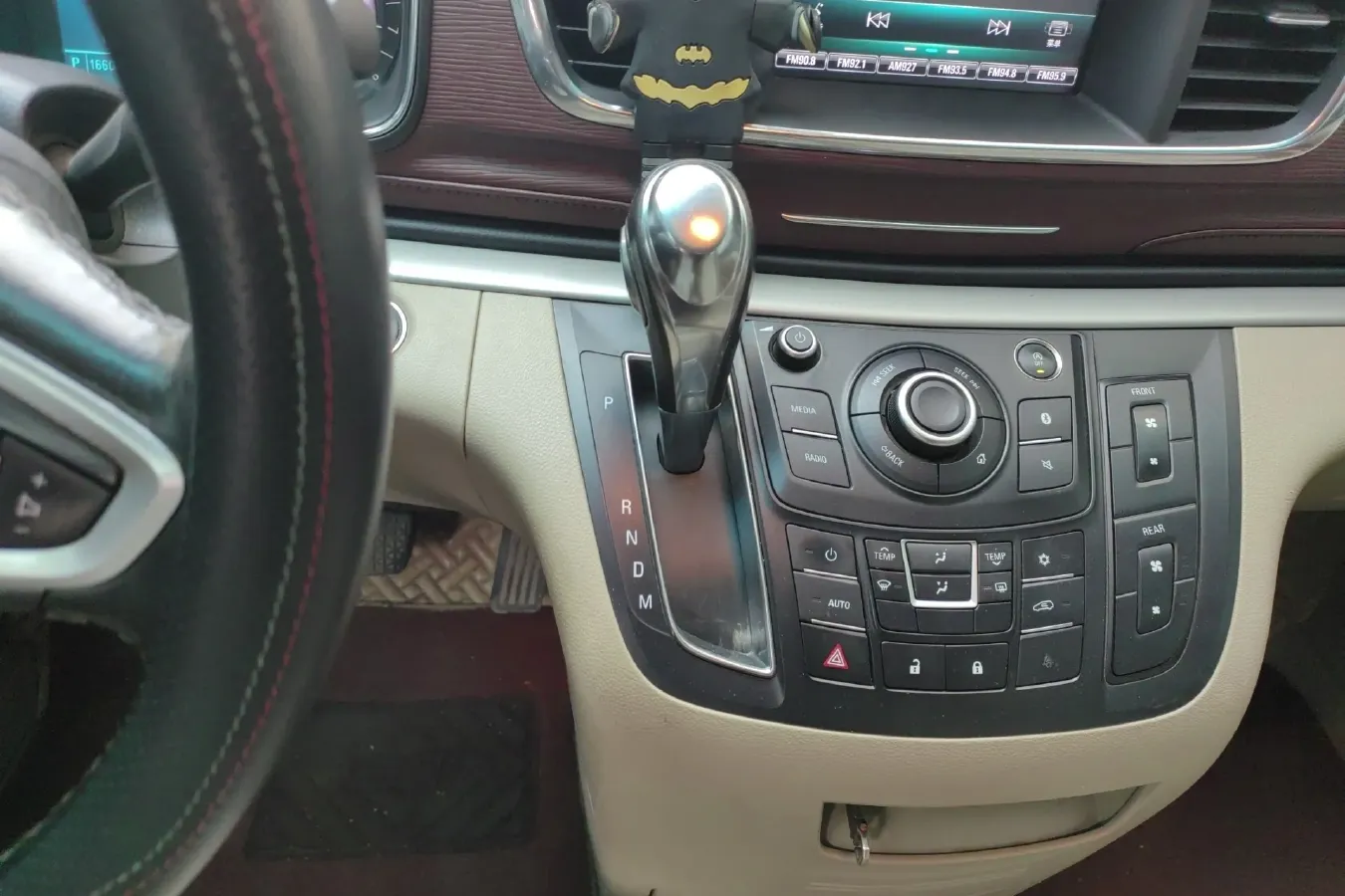 2017 Buick GL8 2.5L 200HP L4 6AT,autocango,china used car exporter,china ev exporter,chinese used car exporter,chinese used ev exporter