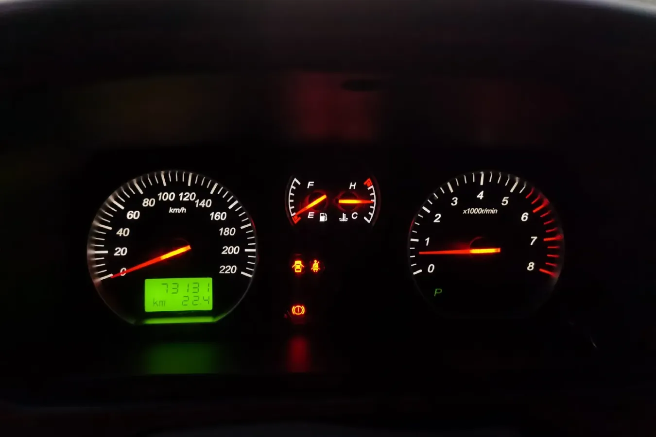 2010 JinBei Grace 2.7L 151HP L4 4AT,autocango,china used car exporter,china ev exporter,chinese used car exporter,chinese used ev exporter