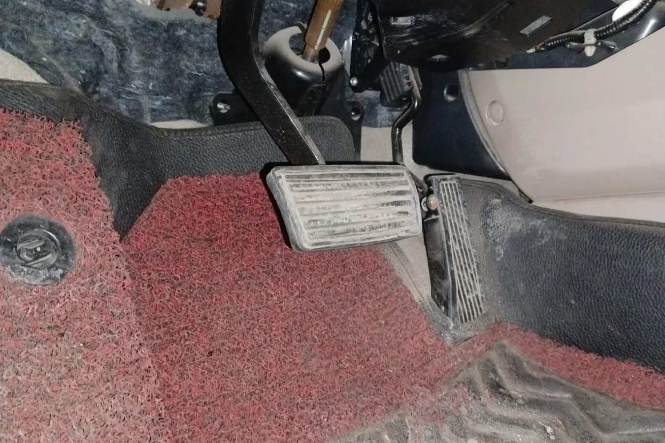 2012 Ciimo Ciimo 1.8L 140HP L4 5AT,autocango,china used car exporter,china ev exporter,chinese used car exporter,chinese used ev exporter