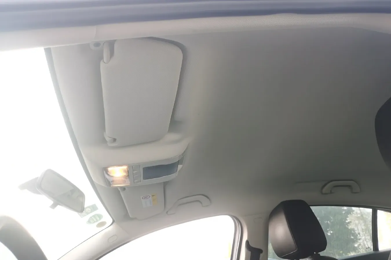 2021 Qoros 3 1.5T 156HP L4 CVT,autocango,china used car exporter,china ev exporter,chinese used car exporter,chinese used ev exporter