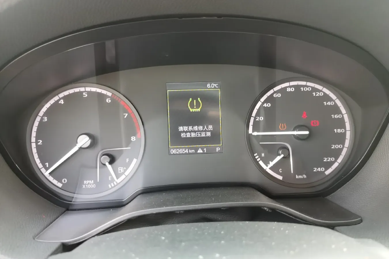 2021 Qoros 3 1.5T 156HP L4 CVT,autocango,china used car exporter,china ev exporter,chinese used car exporter,chinese used ev exporter