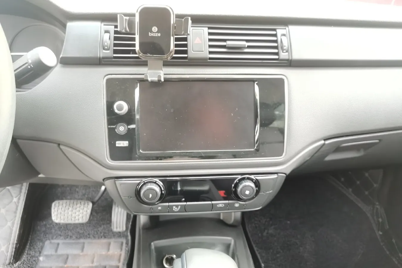 2021 Qoros 3 1.5T 156HP L4 CVT,autocango,china used car exporter,china ev exporter,chinese used car exporter,chinese used ev exporter