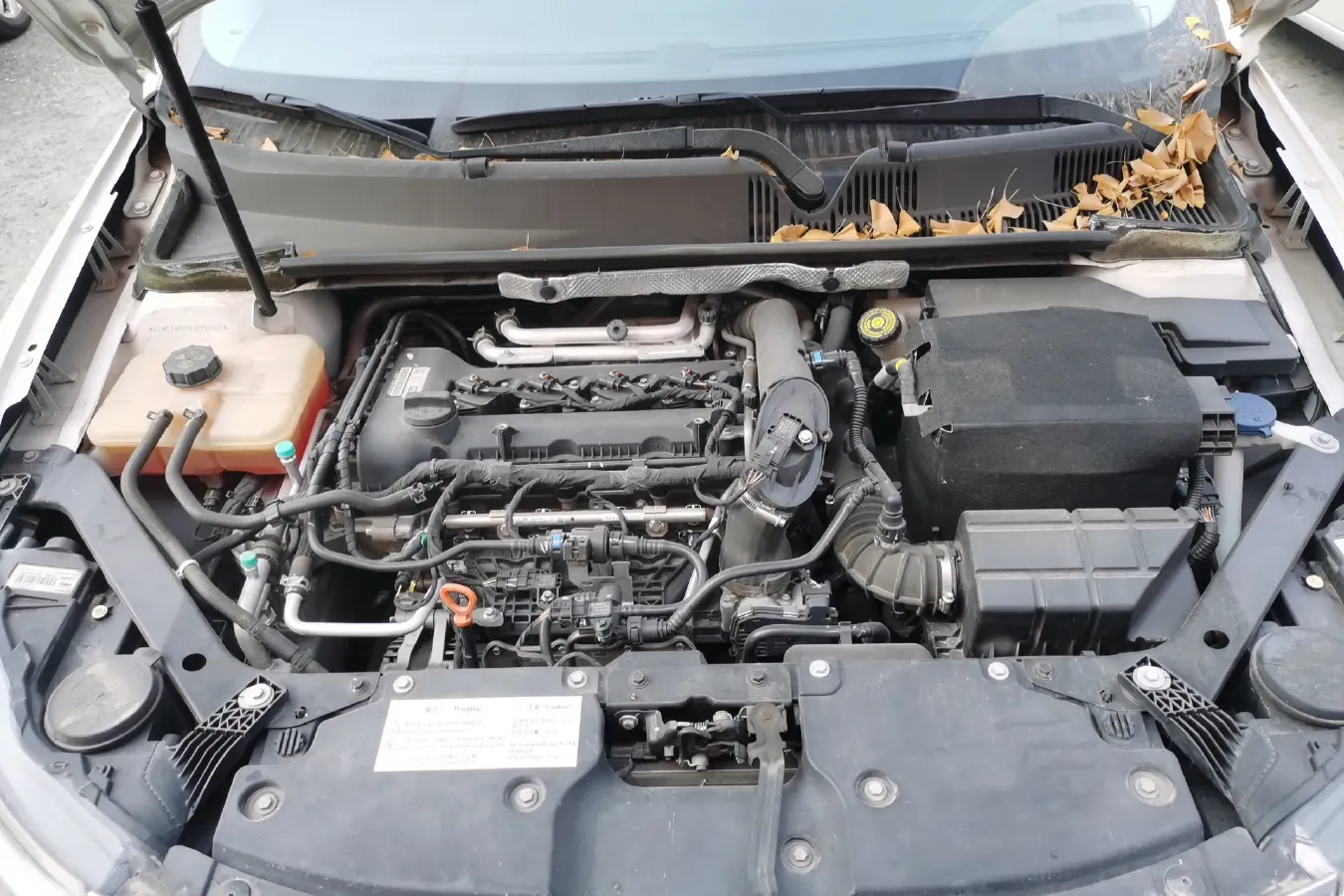 2021 Qoros 3 1.5T 156HP L4 CVT,autocango,china used car exporter,china ev exporter,chinese used car exporter,chinese used ev exporter