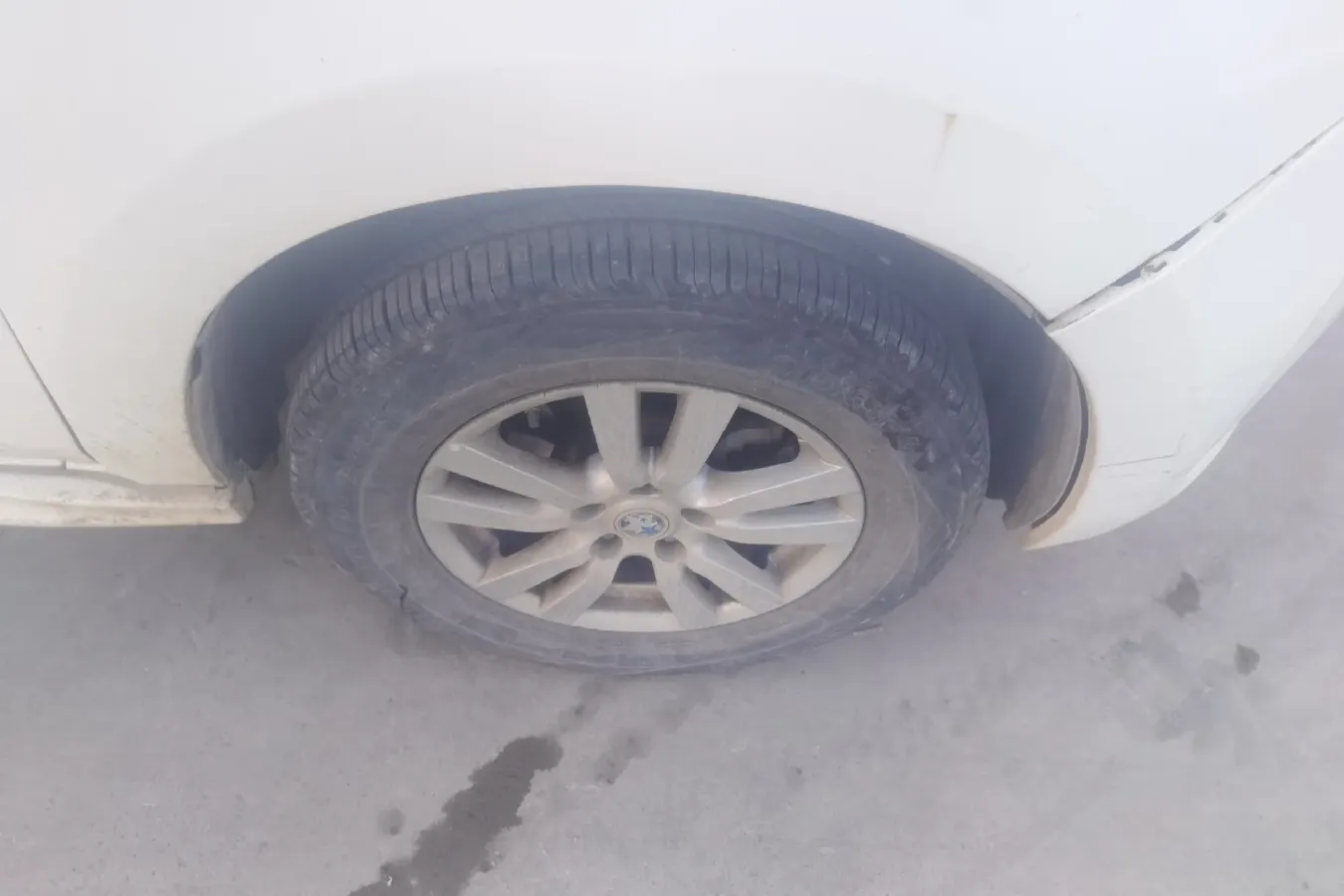 2015 Venucia T70 2.0L 144HP L4 CVT,autocango,china used car exporter,china ev exporter,chinese used car exporter,chinese used ev exporter