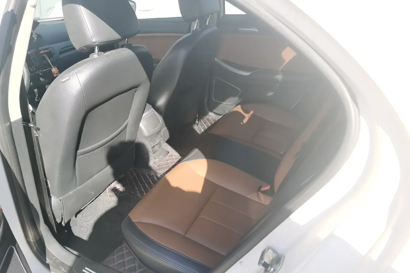 2016 Roewe e550 1.5L 109HP L4 2AT PHEV 12KWH,autocango,china used car exporter,china ev exporter,chinese used car exporter,chinese used ev exporter