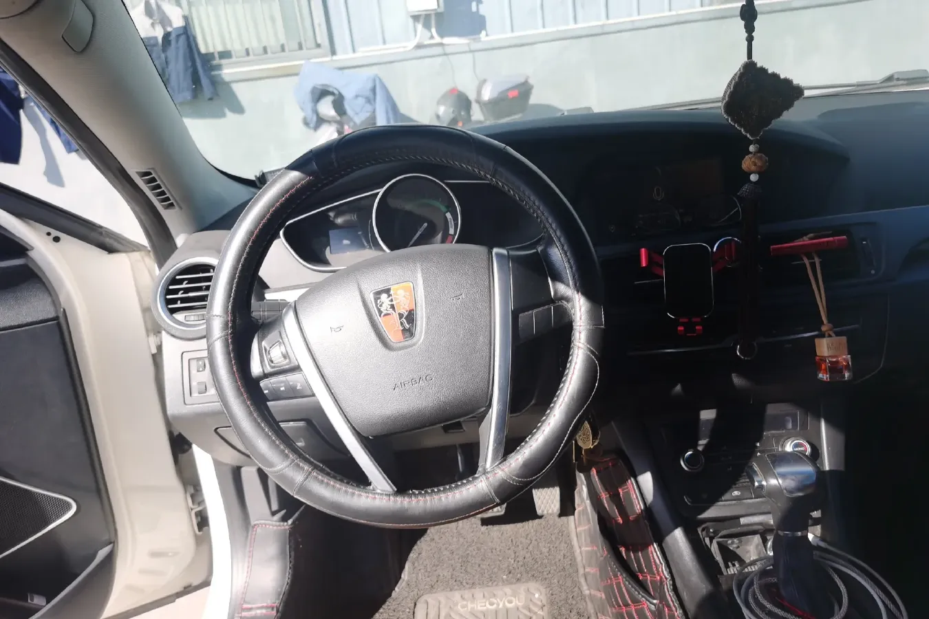 2016 Roewe e550 1.5L 109HP L4 2AT PHEV 12KWH,autocango,china used car exporter,china ev exporter,chinese used car exporter,chinese used ev exporter