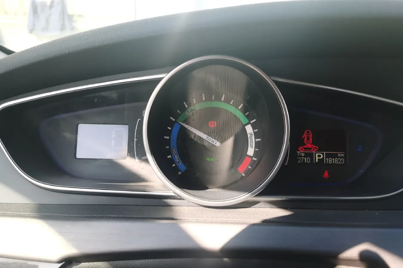 2016 Roewe e550 1.5L 109HP L4 2AT PHEV 12KWH,autocango,china used car exporter,china ev exporter,chinese used car exporter,chinese used ev exporter