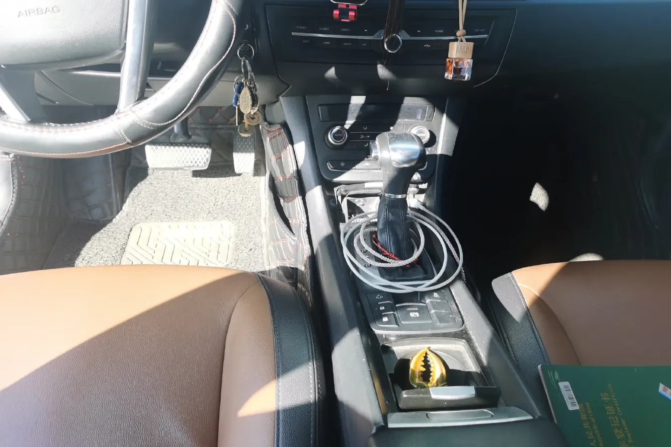 2016 Roewe e550 1.5L 109HP L4 2AT PHEV 12KWH,autocango,china used car exporter,china ev exporter,chinese used car exporter,chinese used ev exporter