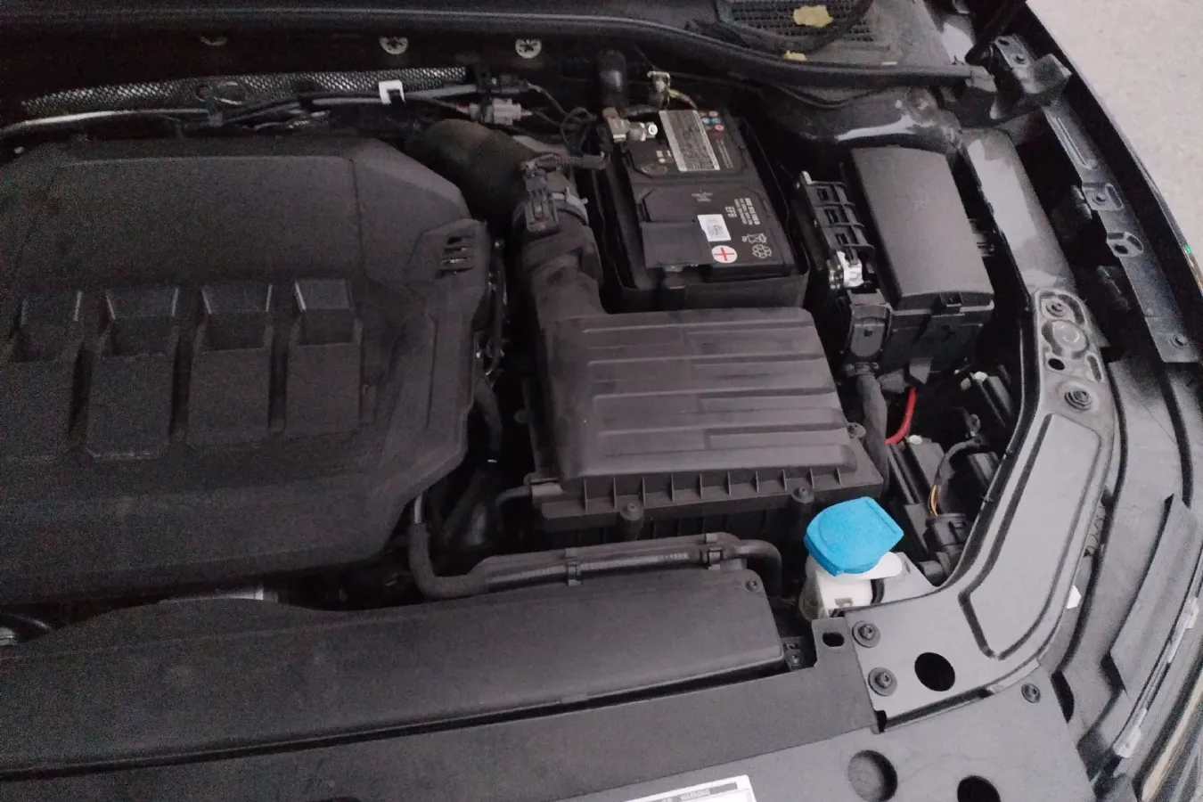 2023 Volkswagen Passat 2.0T 186HP L4 7DCT,autocango,china used car exporter,china ev exporter,chinese used car exporter,chinese used ev exporter