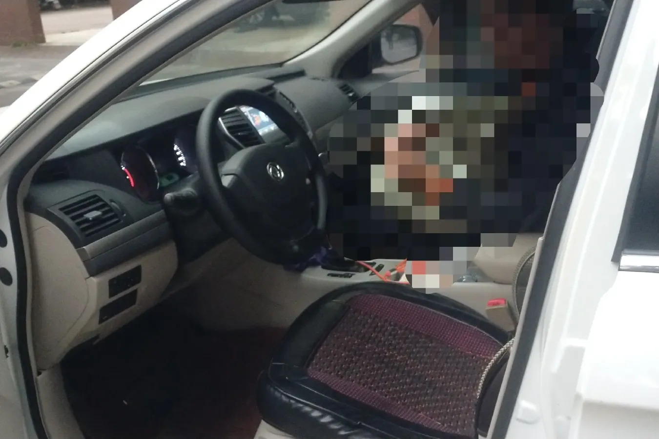 2016 DongFeng Aeolus A60 1.5L 116HP L4 4AT,autocango,china used car exporter,china ev exporter,chinese used car exporter,chinese used ev exporter