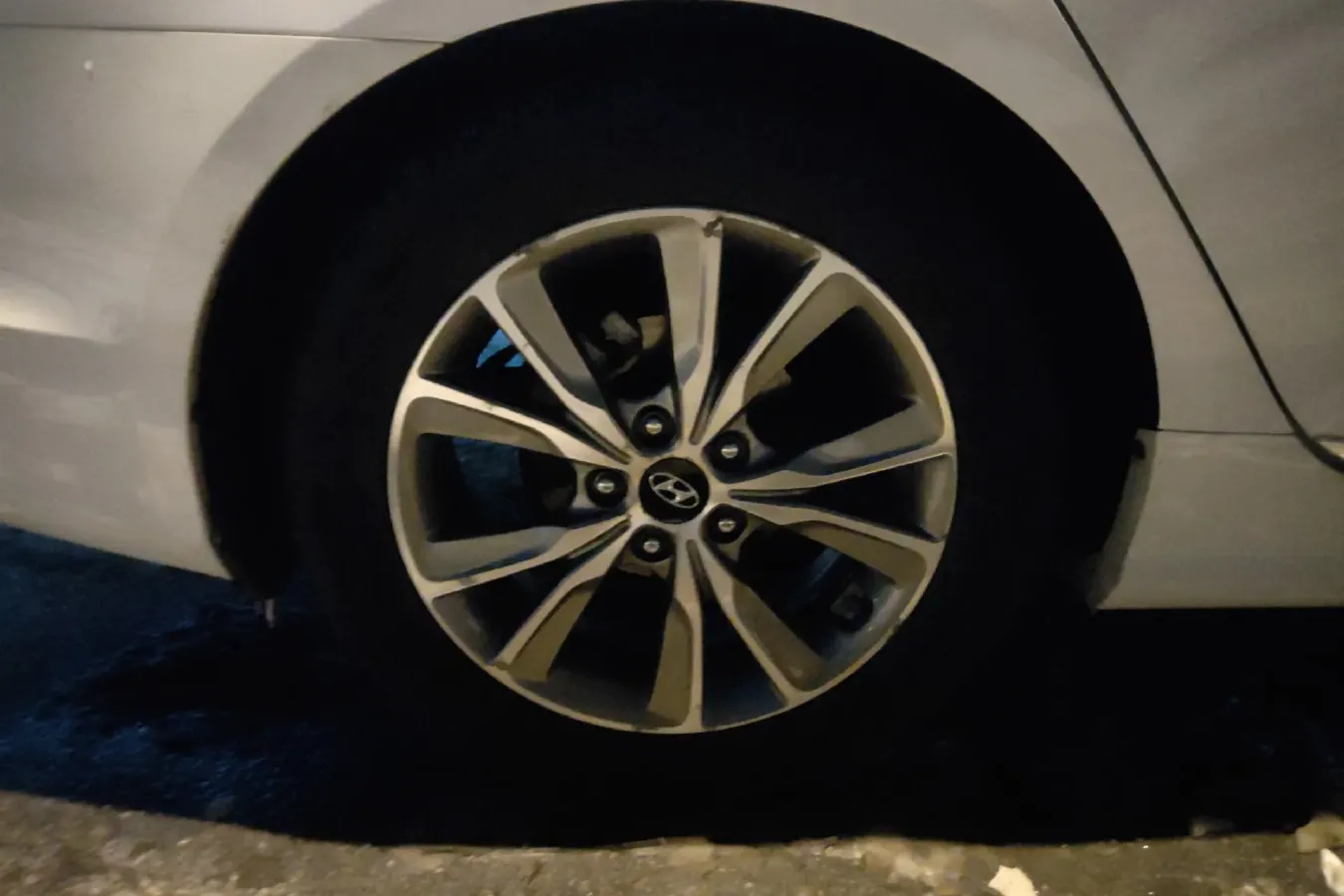 2015 Hyundai Sonata 2.4L 180HP L4 6AT,autocango,china used car exporter,china ev exporter,chinese used car exporter,chinese used ev exporter