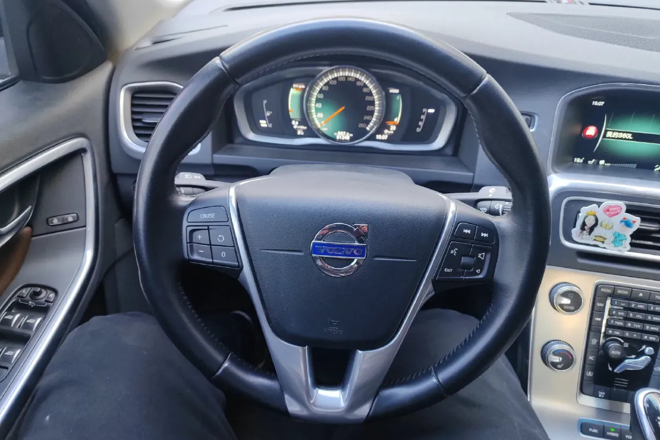 2015 Volvo S60 2.0T 238HP L4 8AT PHEV 11.2KWH,autocango,china used car exporter,china ev exporter,chinese used car exporter,chinese used ev exporter