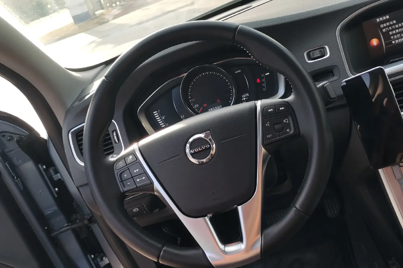 2018 Volvo S60 2.0T 238HP L4 8AT PHEV 11.2KWH,autocango,china used car exporter,china ev exporter,chinese used car exporter,chinese used ev exporter