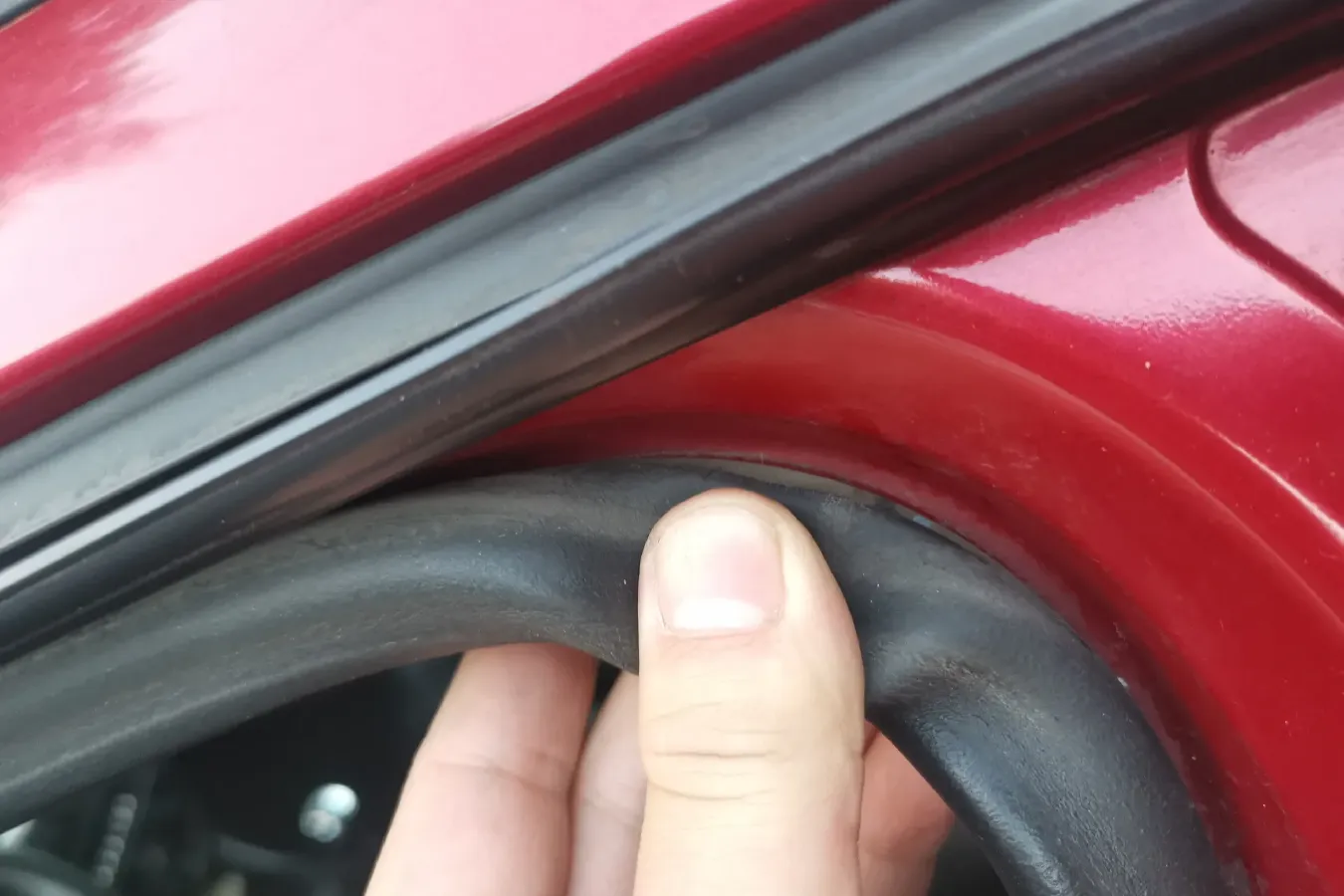 2011 Peugeot 207 1.4L 76HP L4 5MT,autocango,china used car exporter,china ev exporter,chinese used car exporter,chinese used ev exporter