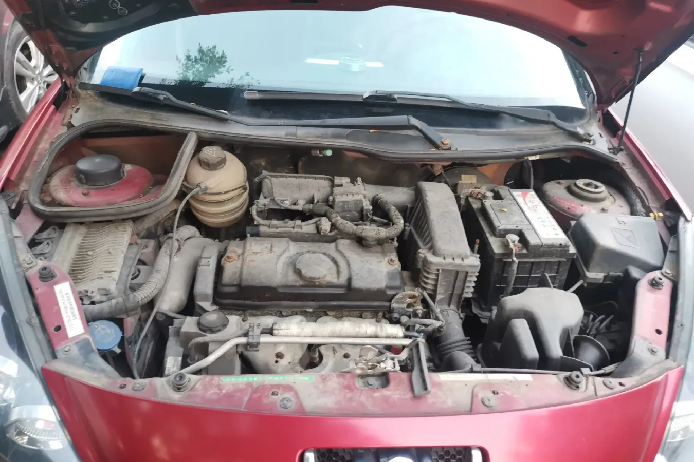 2011 Peugeot 207 1.4L 76HP L4 5MT,autocango,china used car exporter,china ev exporter,chinese used car exporter,chinese used ev exporter