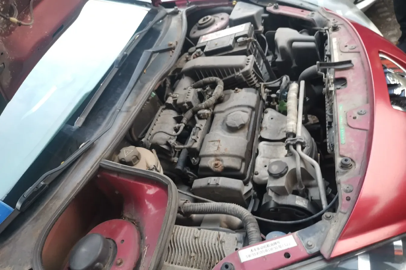 2011 Peugeot 207 1.4L 76HP L4 5MT,autocango,china used car exporter,china ev exporter,chinese used car exporter,chinese used ev exporter