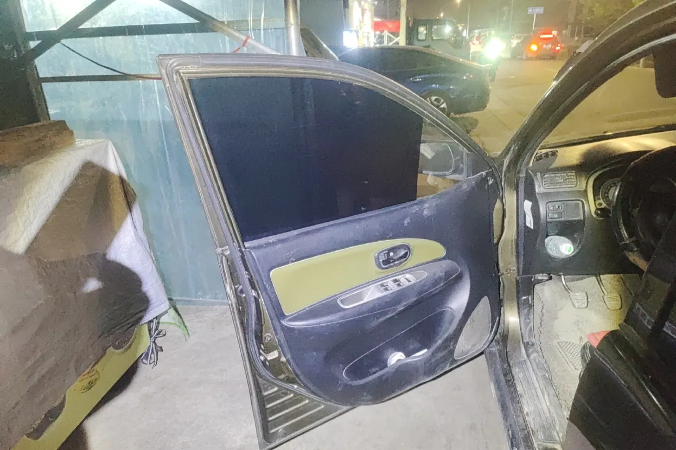 2013 FAW Senia S80 1.5L 109HP L4 5MT,autocango,china used car exporter,china ev exporter,chinese used car exporter,chinese used ev exporter