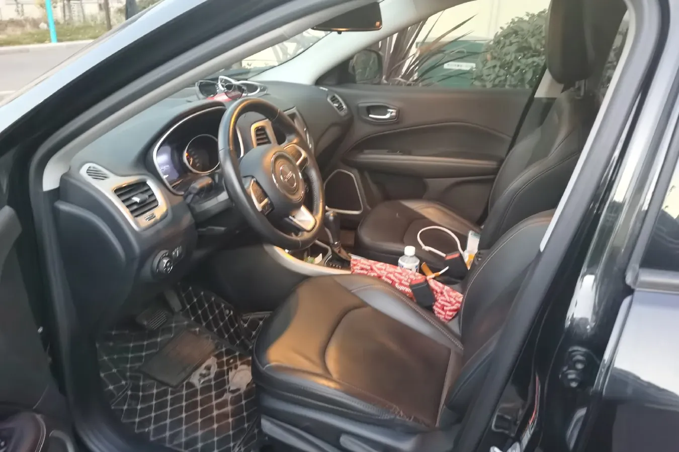 2017 Jeep Compass 1.4T 165HP L4 7DCT,autocango,china used car exporter,china ev exporter,chinese used car exporter,chinese used ev exporter