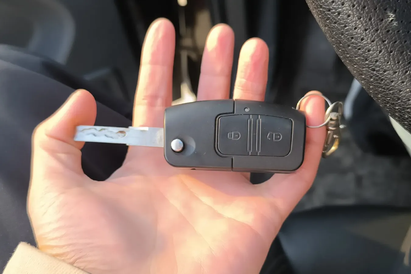 2022 JMC BaoDian 2.5T 140HP L4 5MT,autocango,china used car exporter,china ev exporter,chinese used car exporter,chinese used ev exporter