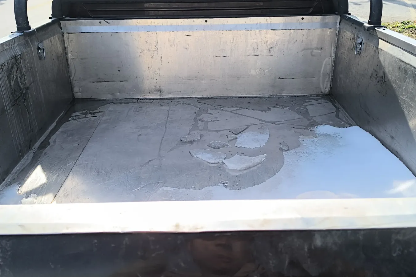 2022 JMC BaoDian 2.5T 140HP L4 5MT,autocango,china used car exporter,china ev exporter,chinese used car exporter,chinese used ev exporter