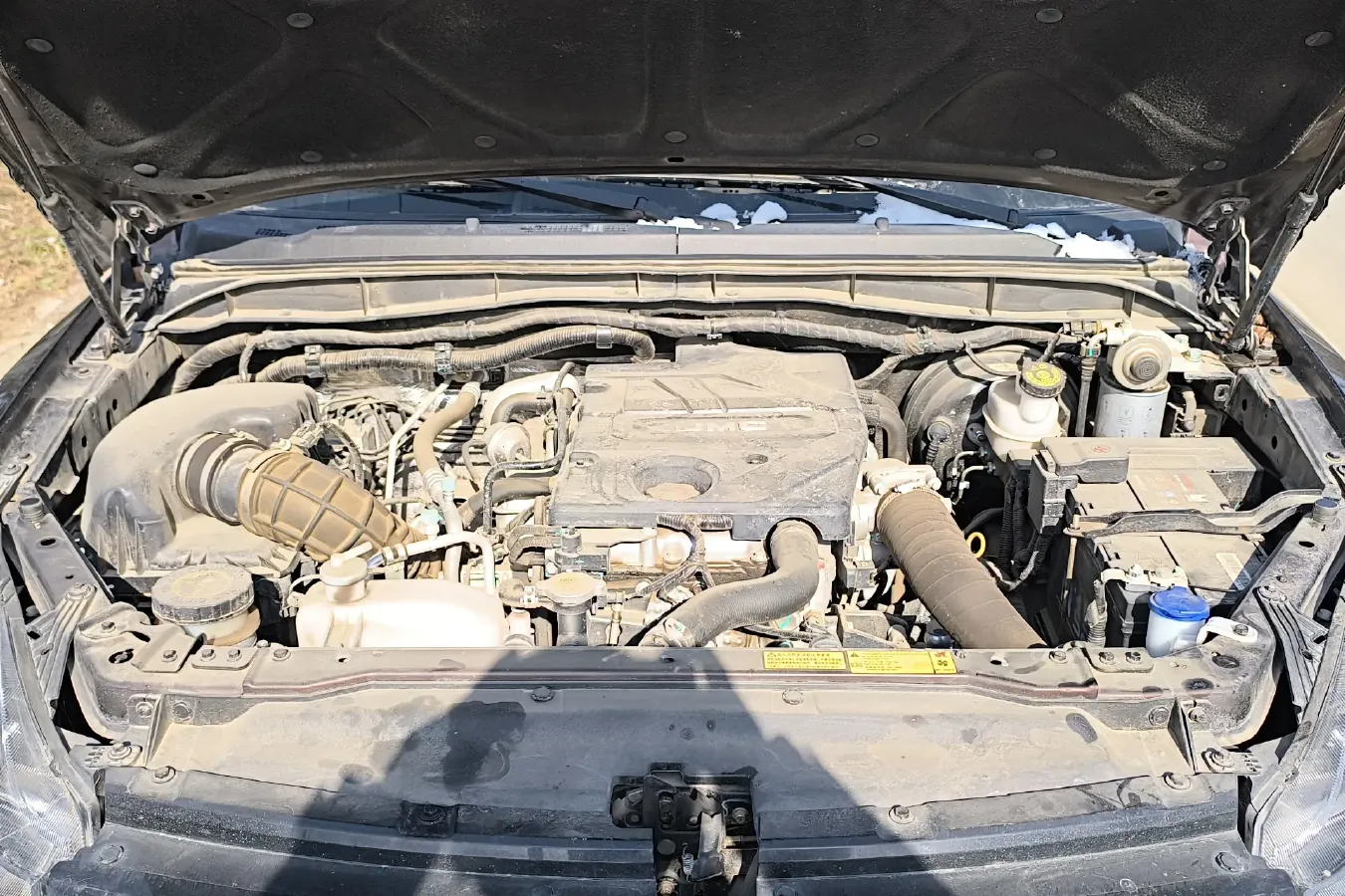 2022 JMC BaoDian 2.5T 140HP L4 5MT,autocango,china used car exporter,china ev exporter,chinese used car exporter,chinese used ev exporter