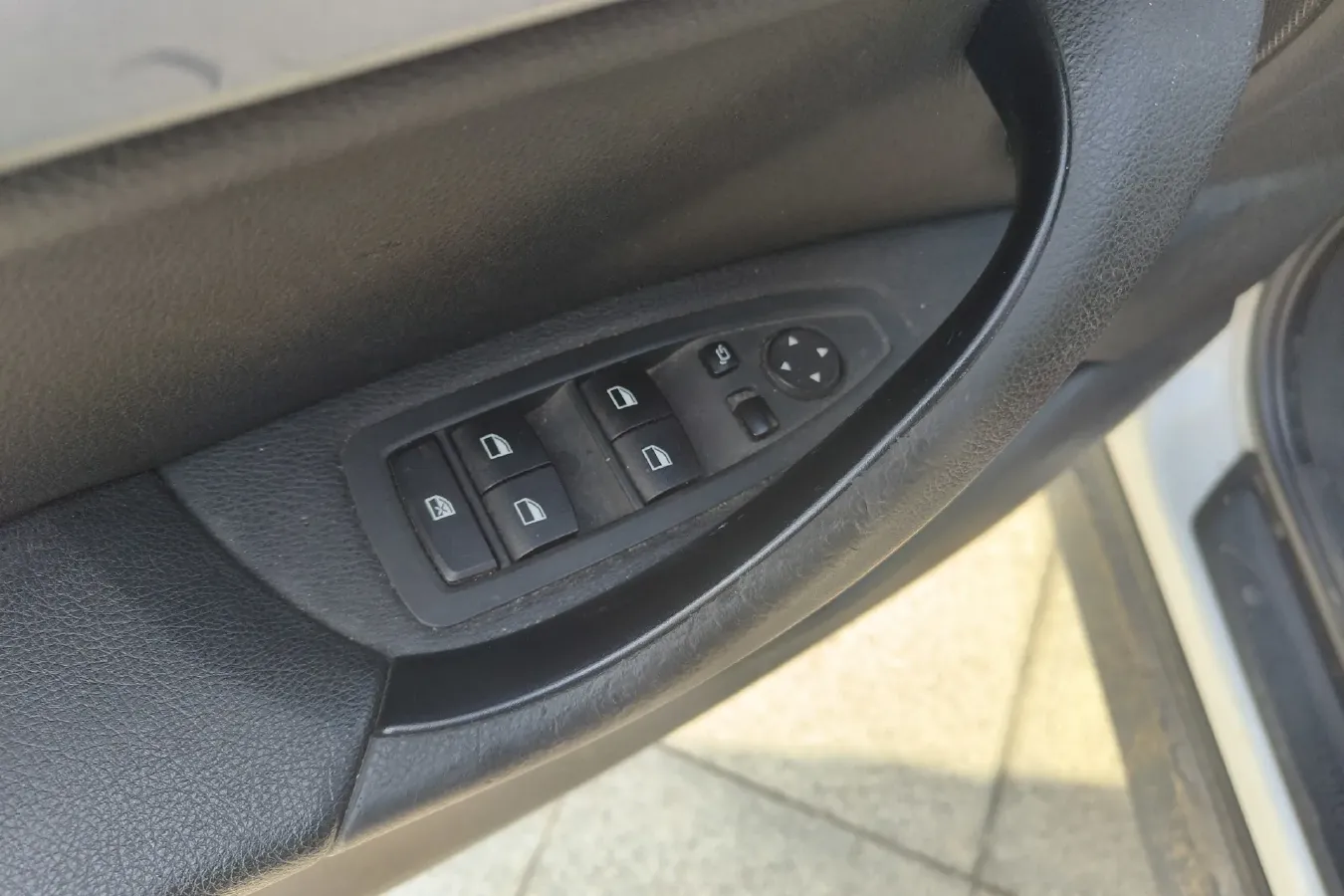 2018 BMW X1 1.5T 136HP L3 6AT,autocango,china used car exporter,china ev exporter,chinese used car exporter,chinese used ev exporter