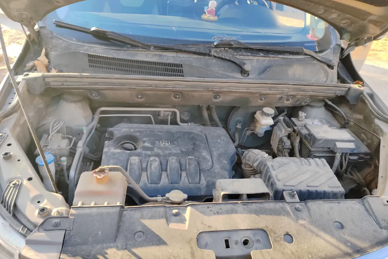 2017 BAIC WeiWang M60 1.5L 116HP L4 5MT,autocango,china used car exporter,china ev exporter,chinese used car exporter,chinese used ev exporter