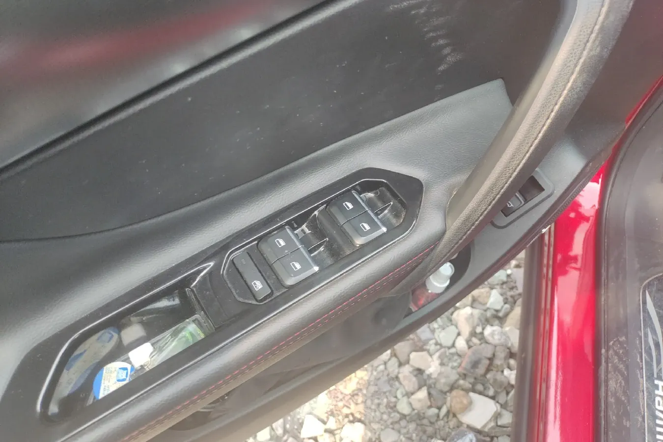 2019 HaiMa 8S 1.6T 195HP L4 6AT,autocango,china used car exporter,china ev exporter,chinese used car exporter,chinese used ev exporter