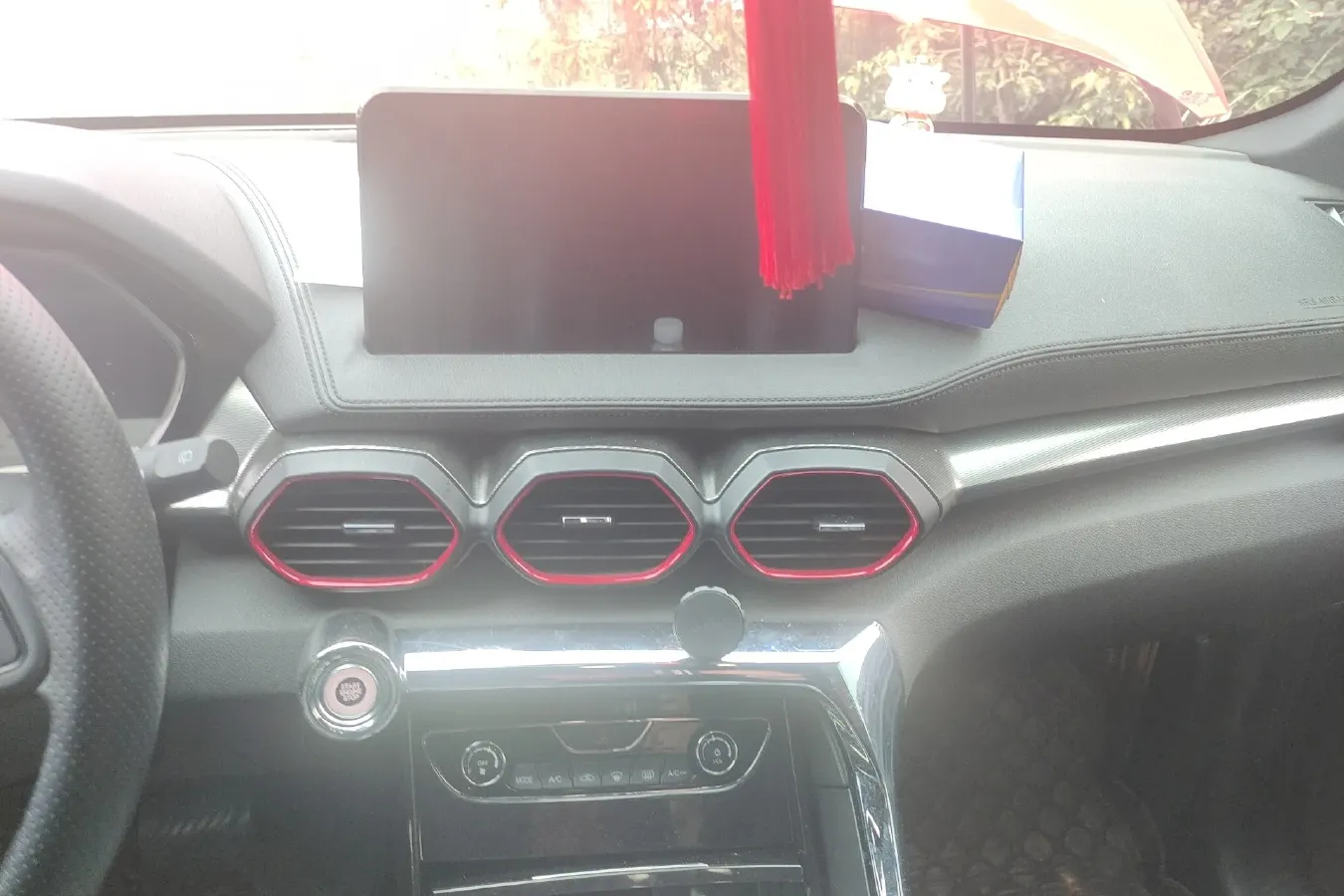 2019 HaiMa 8S 1.6T 195HP L4 6AT,autocango,china used car exporter,china ev exporter,chinese used car exporter,chinese used ev exporter