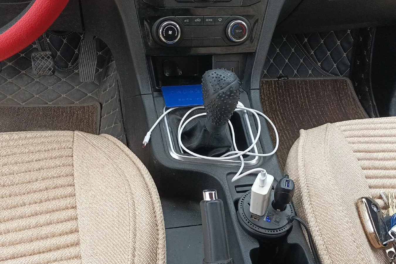 2017 BAIC WeiWang M50F 1.5L 116HP L4 5MT,autocango,china used car exporter,china ev exporter,chinese used car exporter,chinese used ev exporter