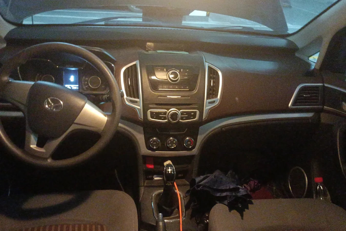 2015 BAIC Hyosow H3 1.5L 113HP L4 5MT,autocango,china used car exporter,china ev exporter,chinese used car exporter,chinese used ev exporter