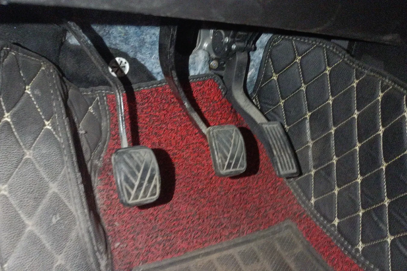 2015 BAIC Hyosow H3 1.5L 113HP L4 5MT,autocango,china used car exporter,china ev exporter,chinese used car exporter,chinese used ev exporter