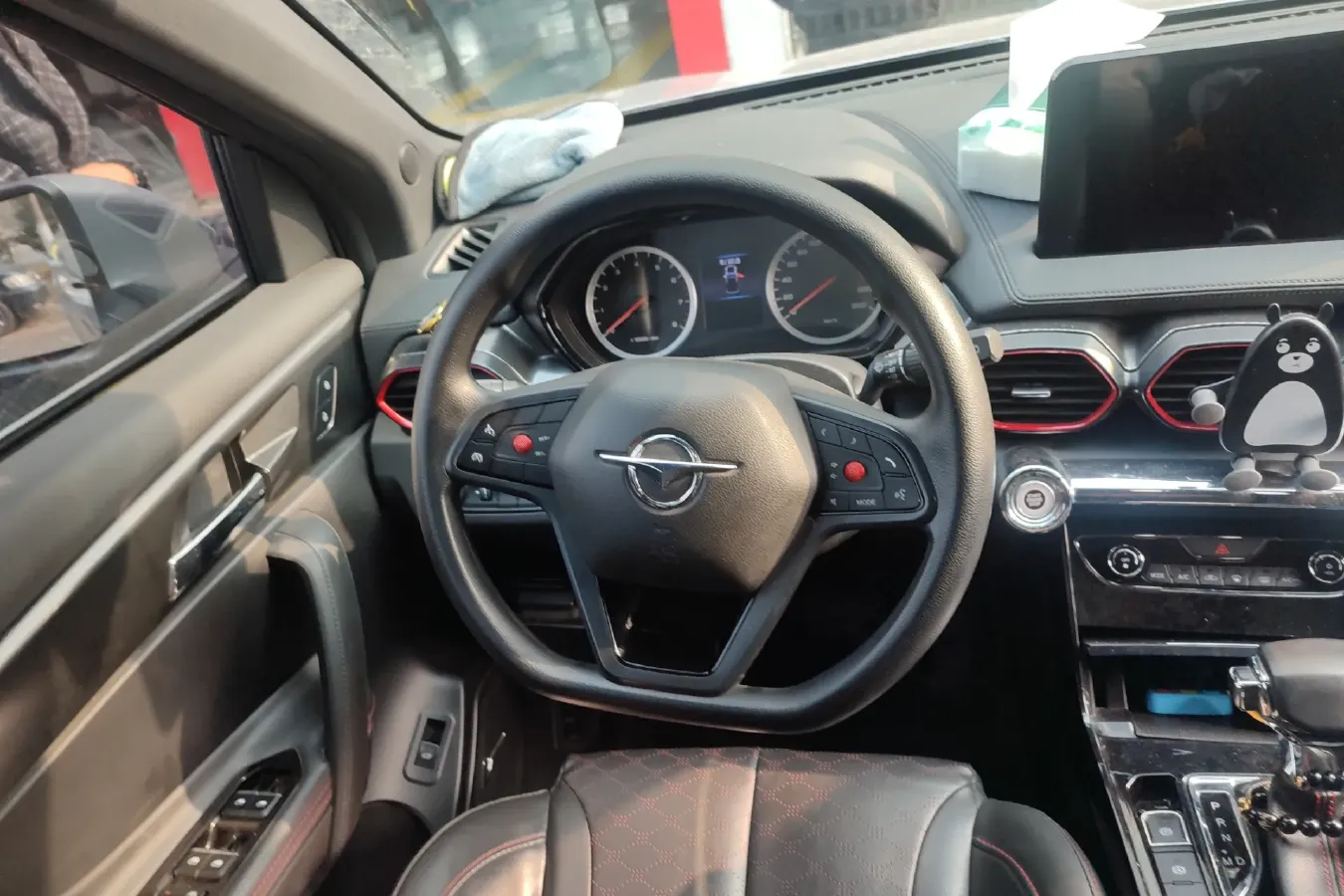 2019 HaiMa 8S 1.6T 195HP L4 6AT,autocango,china used car exporter,china ev exporter,chinese used car exporter,chinese used ev exporter