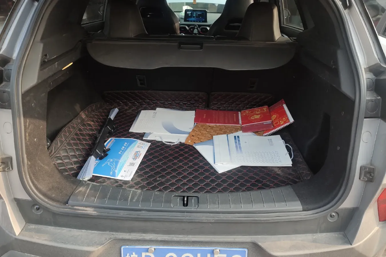 2019 HaiMa 8S 1.6T 195HP L4 6AT,autocango,china used car exporter,china ev exporter,chinese used car exporter,chinese used ev exporter