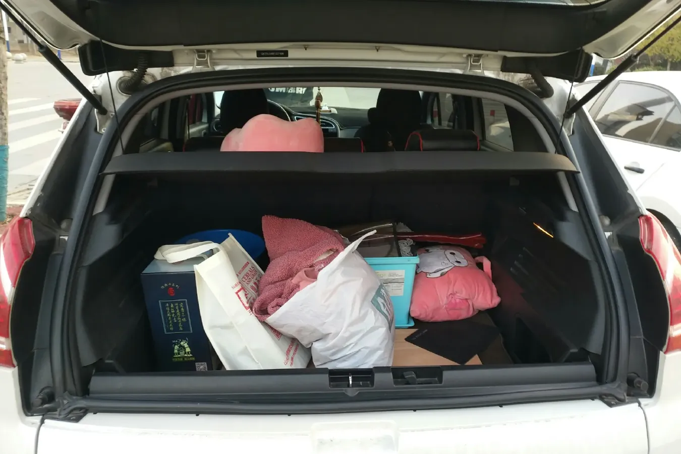 2015 Peugeot 3008 2.0L 147HP L4 6AT,autocango,china used car exporter,china ev exporter,chinese used car exporter,chinese used ev exporter