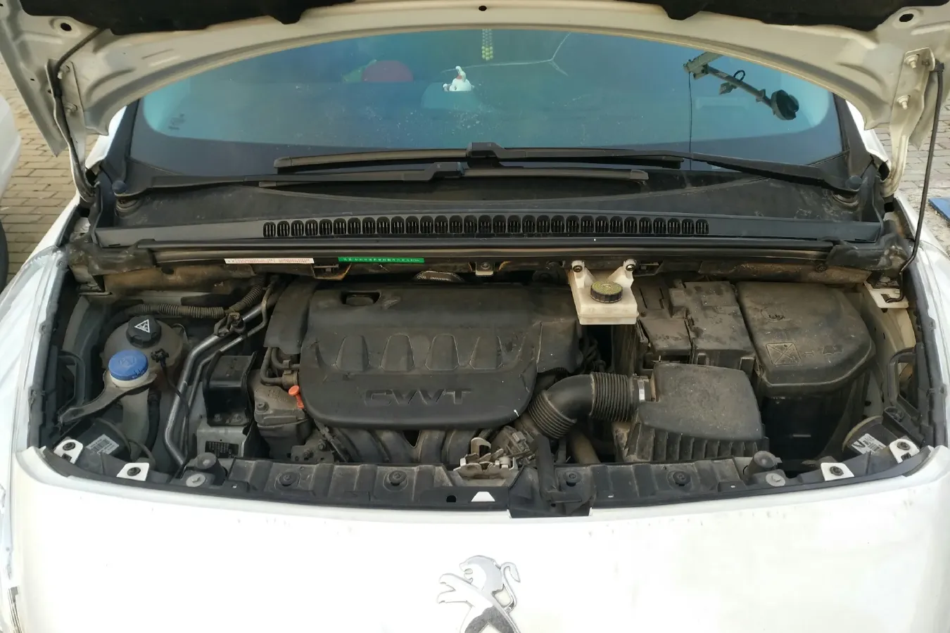 2015 Peugeot 3008 2.0L 147HP L4 6AT,autocango,china used car exporter,china ev exporter,chinese used car exporter,chinese used ev exporter