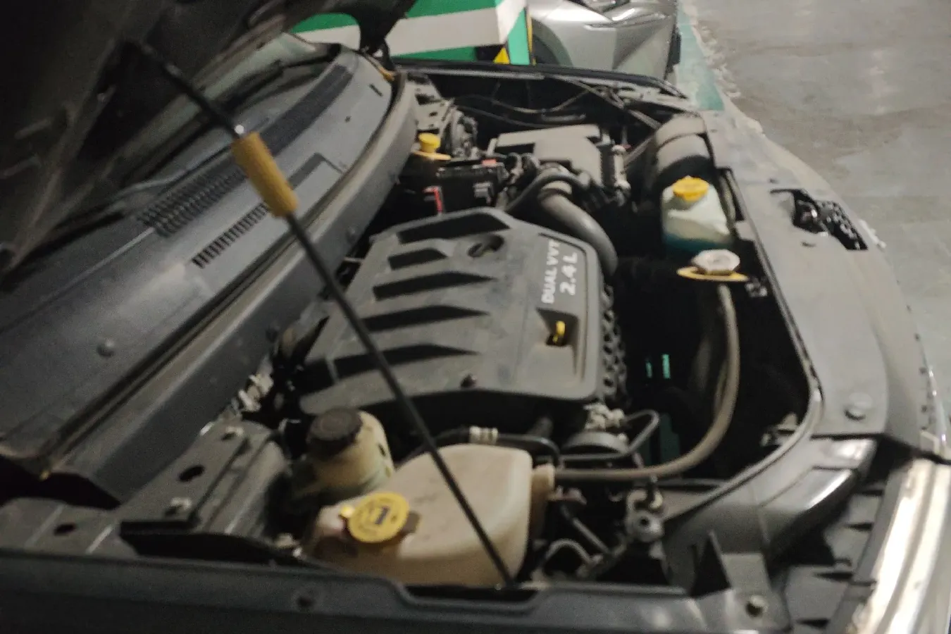 2013 Dodge JCUV 2.4L 170HP L4 6AT,autocango,china used car exporter,china ev exporter,chinese used car exporter,chinese used ev exporter