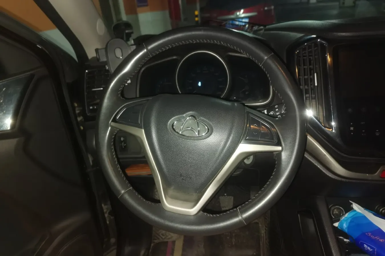 2016 ChangAn Oshan CX70 1.6L 117HP L4 5MT,autocango,china used car exporter,china ev exporter,chinese used car exporter,chinese used ev exporter