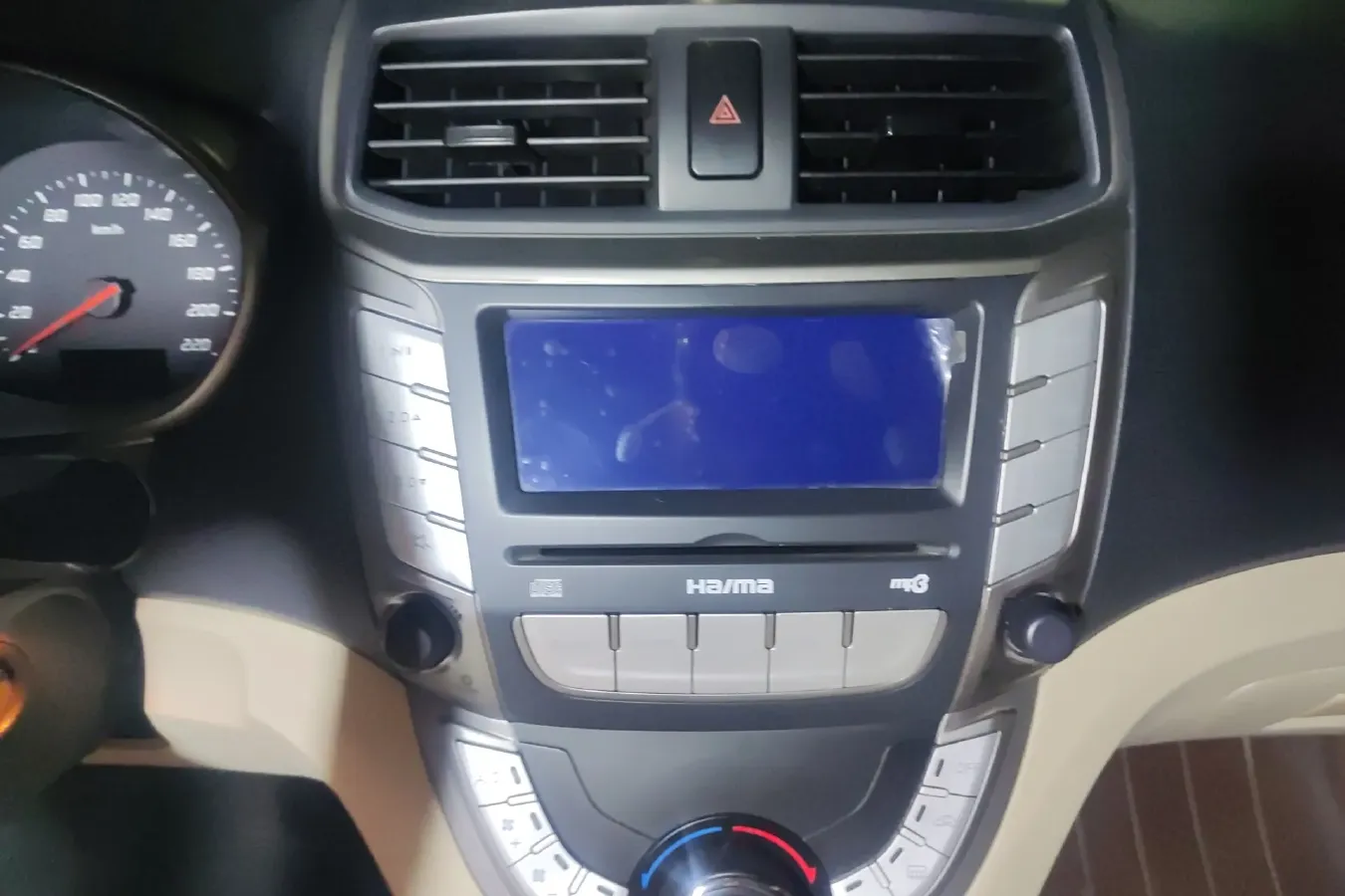 2014 HaiMa M3 1.5L 112HP L4 5MT,autocango,china used car exporter,china ev exporter,chinese used car exporter,chinese used ev exporter