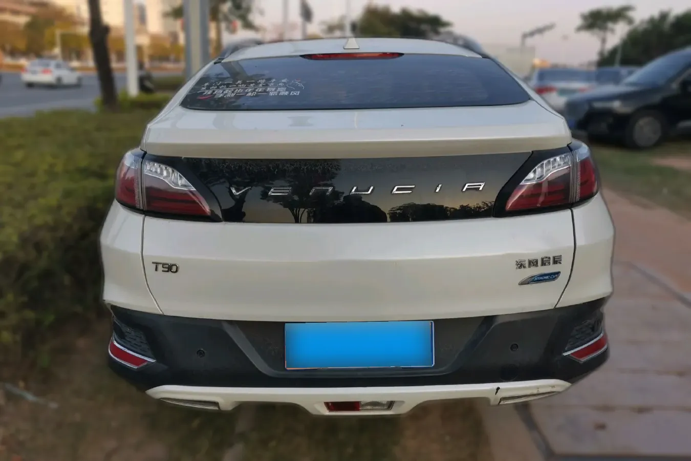 2018 Venucia T90 2.0L 144HP L4 CVT,autocango,china used car exporter,china ev exporter,chinese used car exporter,chinese used ev exporter