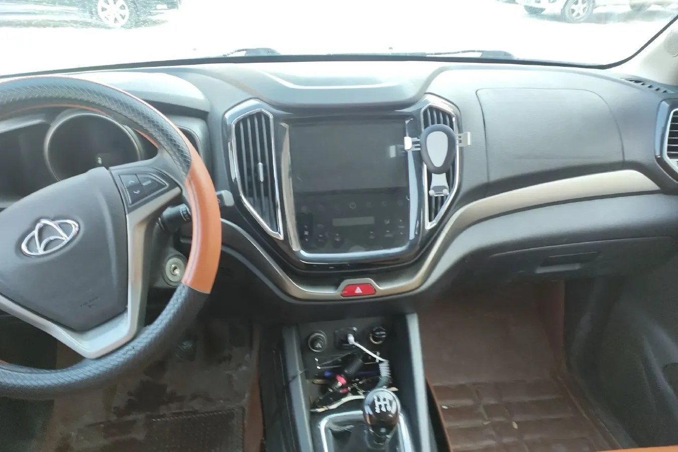 2016 ChangAn Oshan CX70 1.6L 117HP L4 5MT,autocango,china used car exporter,china ev exporter,chinese used car exporter,chinese used ev exporter