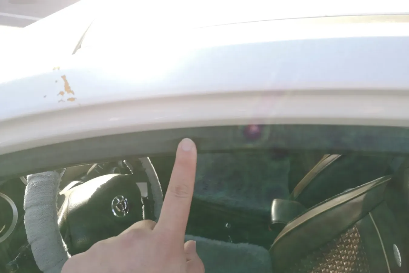 2014 Brilliance Auto H220 1.5L 105HP L4 5MT,autocango,china used car exporter,china ev exporter,chinese used car exporter,chinese used ev exporter