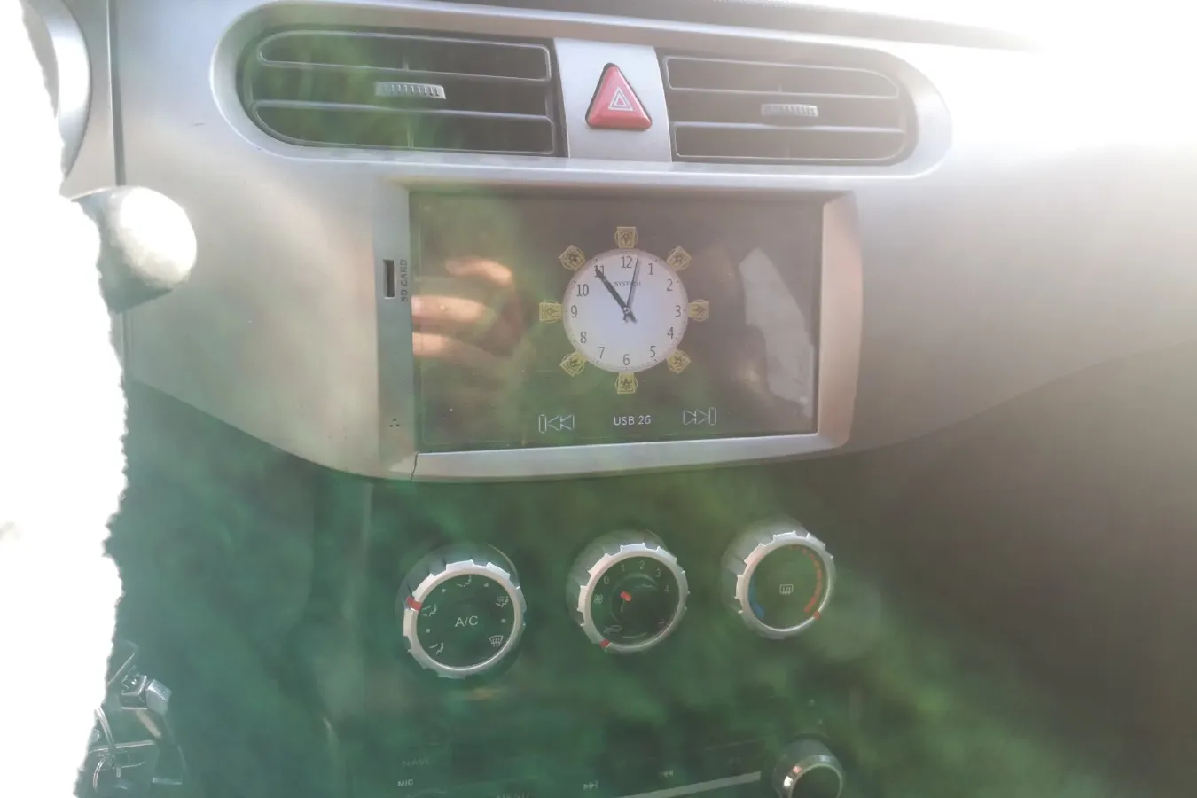 2014 Brilliance Auto H220 1.5L 105HP L4 5MT,autocango,china used car exporter,china ev exporter,chinese used car exporter,chinese used ev exporter