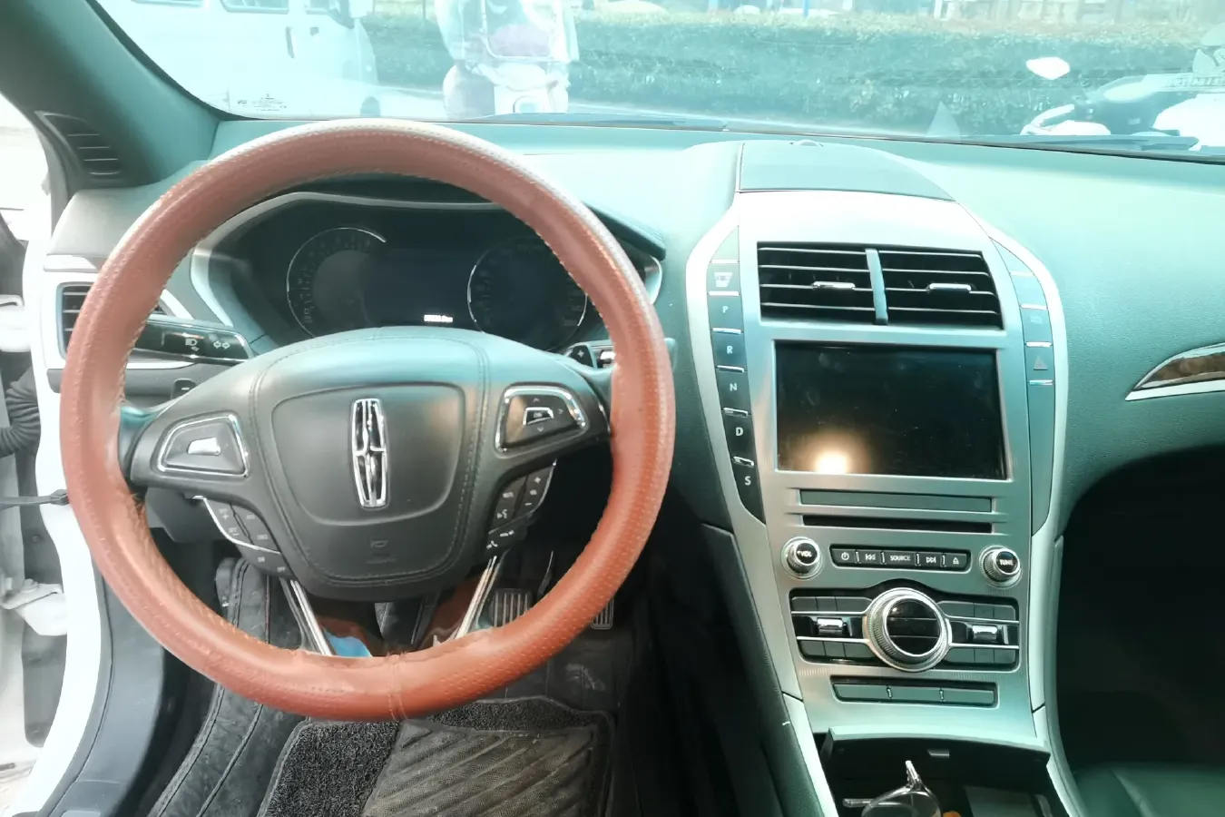 2017 Lincoln MKZ 2.0T 203HP L4 6AT,autocango,china used car exporter,china ev exporter,chinese used car exporter,chinese used ev exporter